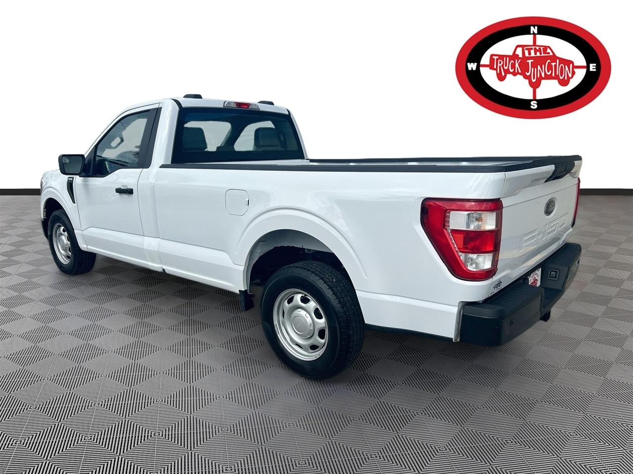 Ford F-150 XLT 2WD Reg Cab 8' Box 2021