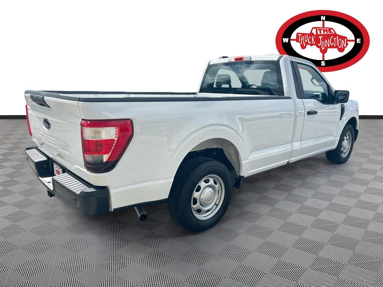 Ford F-150 XLT 2WD Reg Cab 8' Box 2021