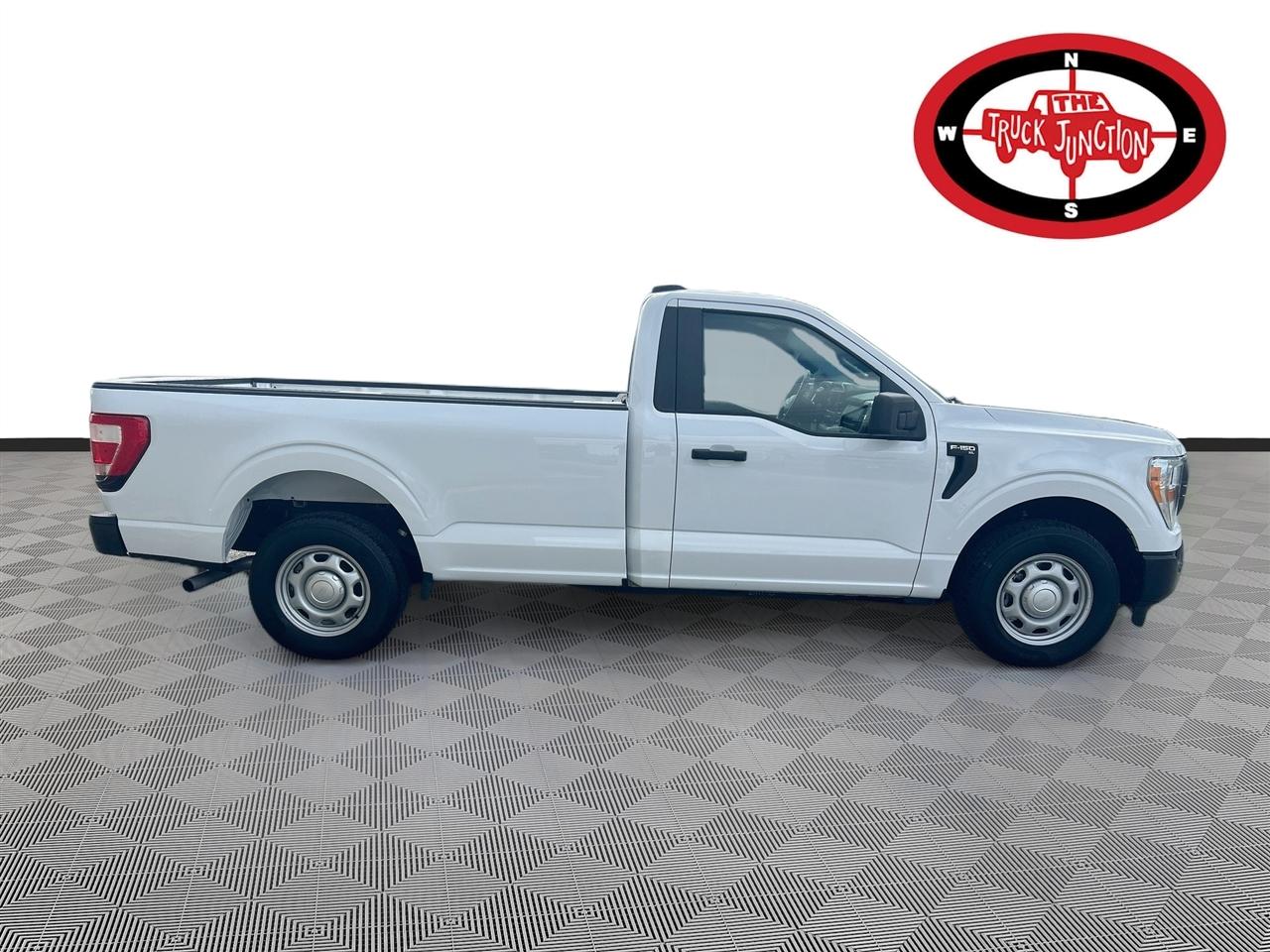 Ford F-150 XLT 2WD Reg Cab 8' Box 2021