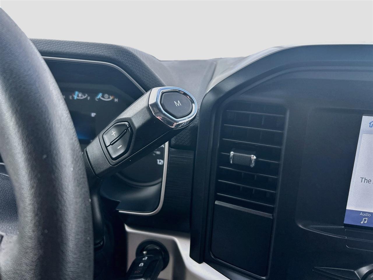 Ford F-150 XLT 2WD Reg Cab 8' Box 2021