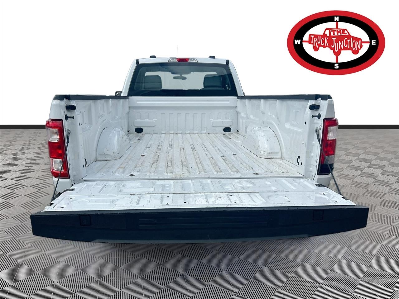 Ford F-150 XLT 2WD Reg Cab 8' Box 2021