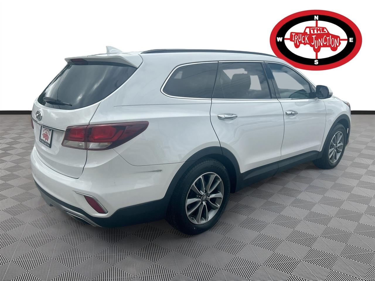 Hyundai Santa Fe SE 3.3L Auto 2017