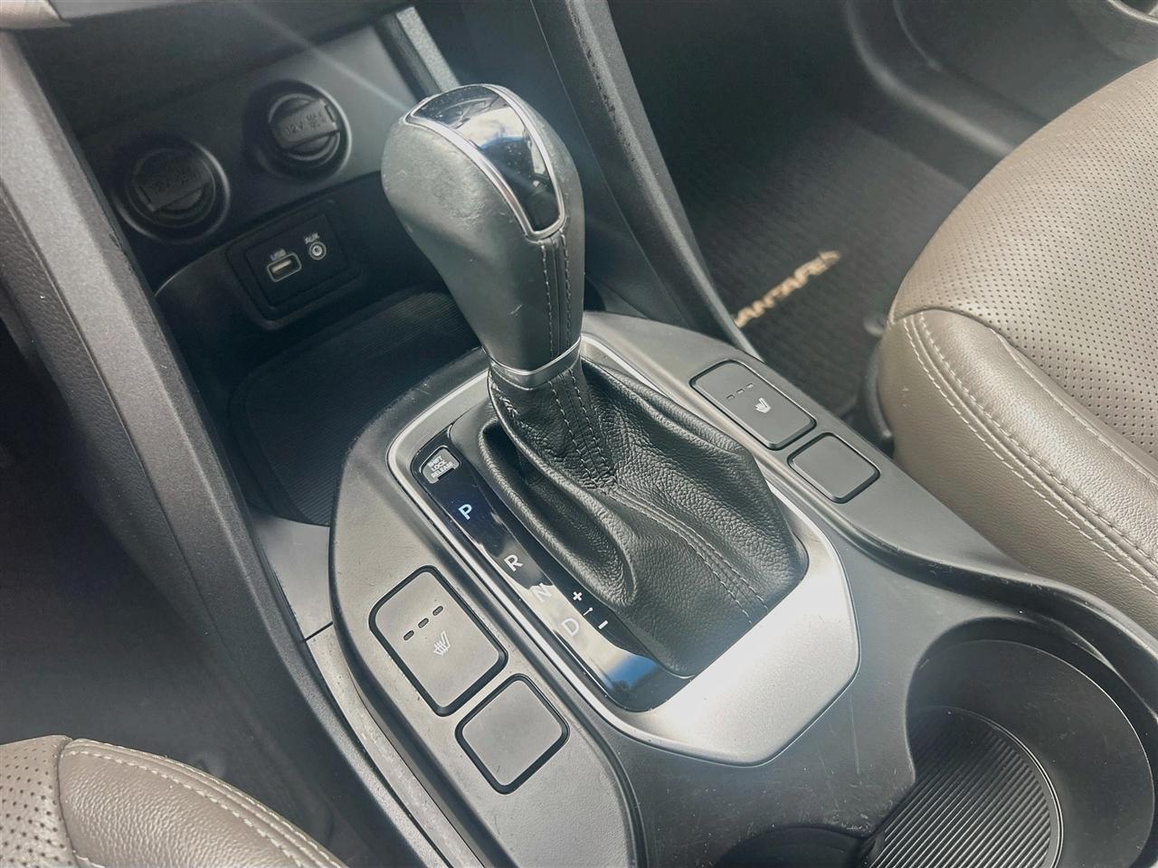 Hyundai Santa Fe SE 3.3L Auto 2017