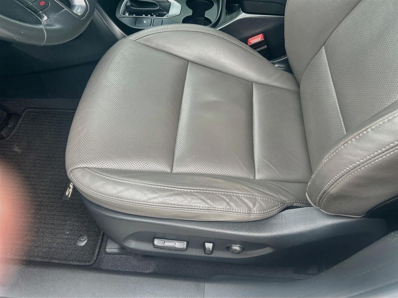 Hyundai Santa Fe SE 3.3L Auto 2017