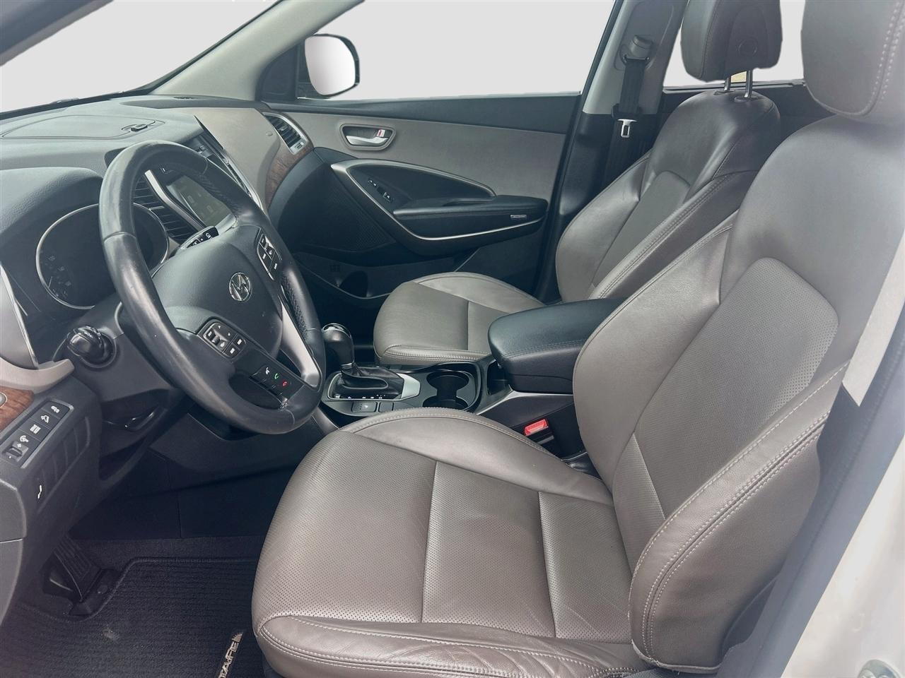 Hyundai Santa Fe SE 3.3L Auto 2017