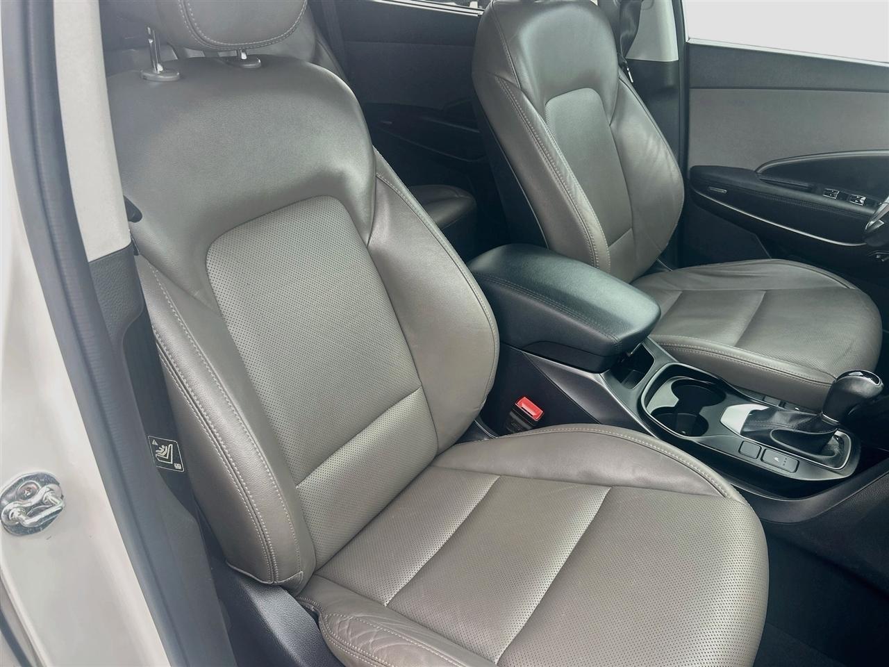 Hyundai Santa Fe SE 3.3L Auto 2017