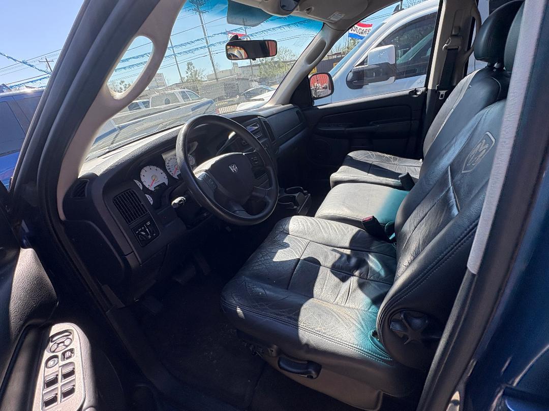 Dodge Ram 1500 ST Quad Cab 2WD 2004