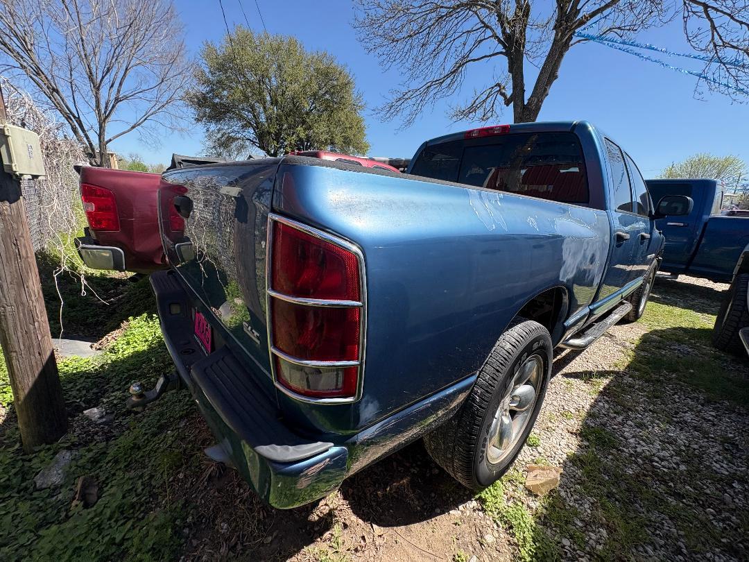 Dodge Ram 1500 ST Quad Cab 2WD 2004