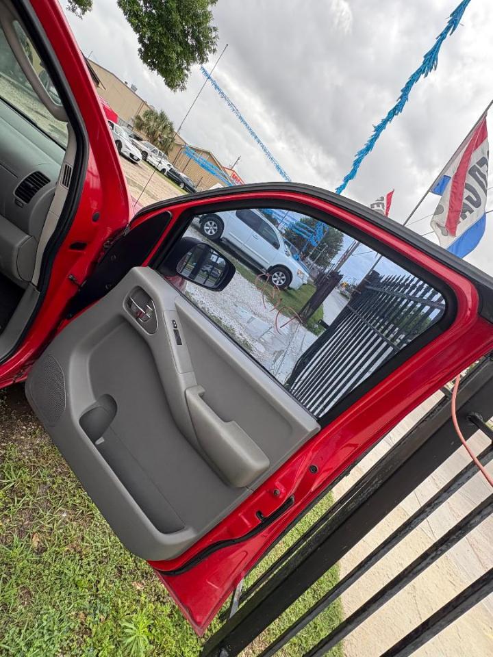 Nissan Frontier LE Crew Cab Long Bed 2WD 2007