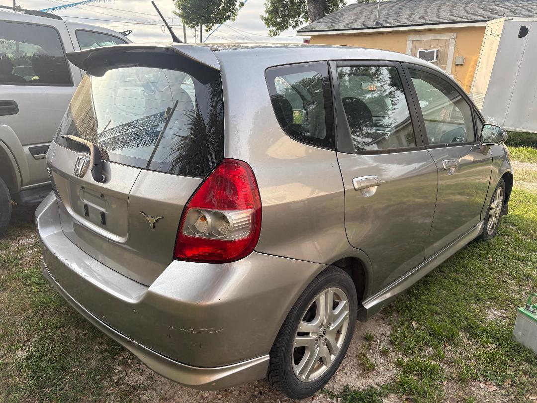 Honda Fit Sport 5-Speed AT 2007