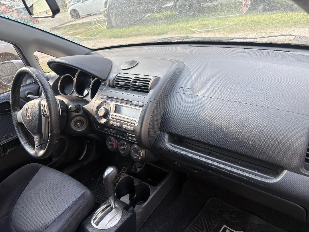 Honda Fit Sport 5-Speed AT 2007