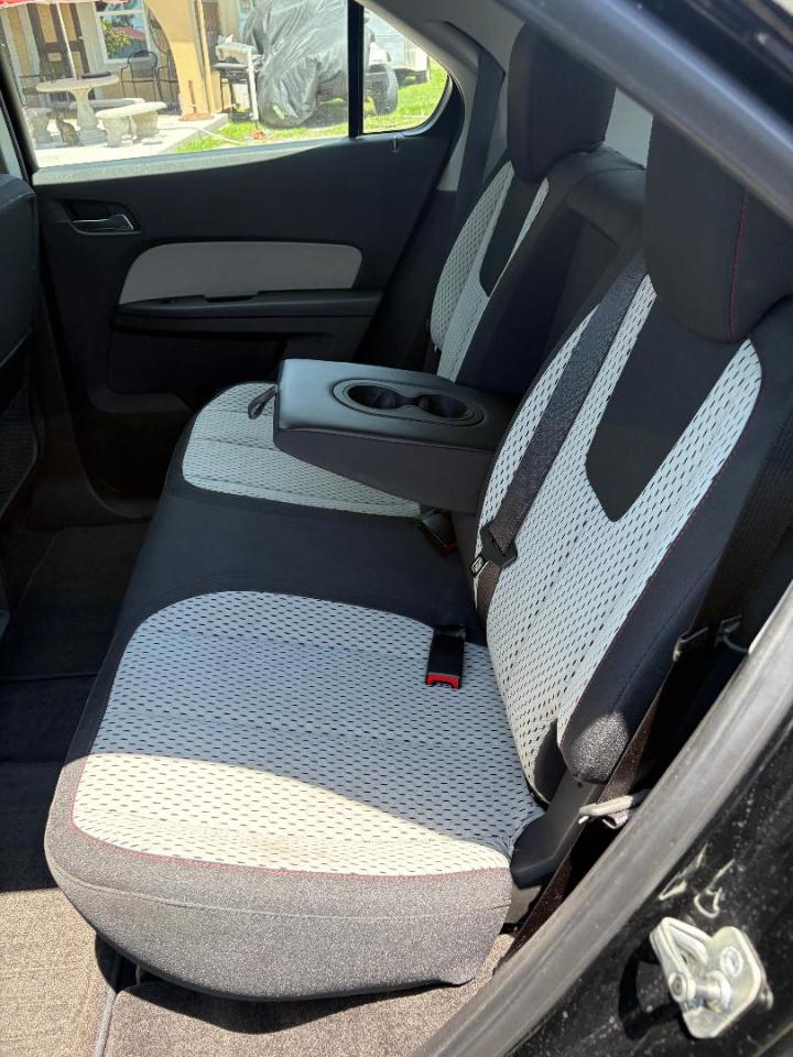 Chevrolet Equinox LS FWD 2010