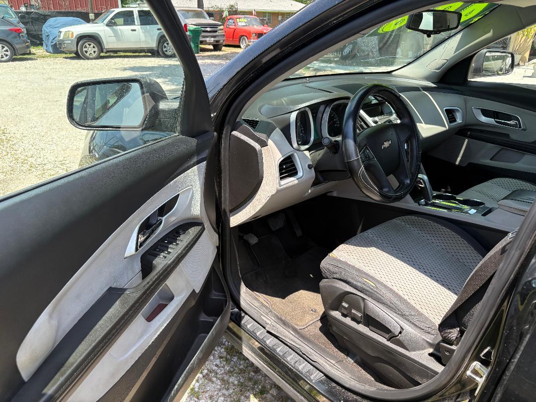 Chevrolet Equinox LS FWD 2010