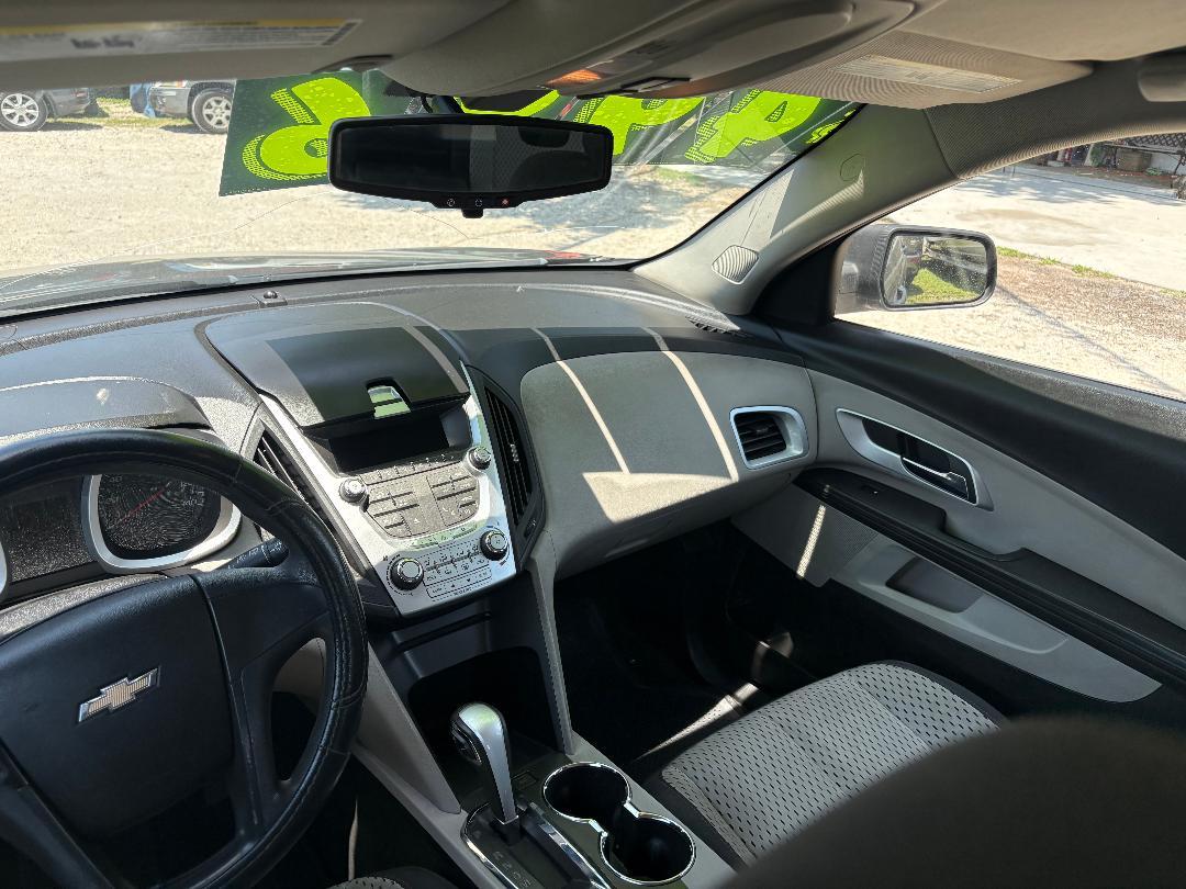 Chevrolet Equinox LS FWD 2010