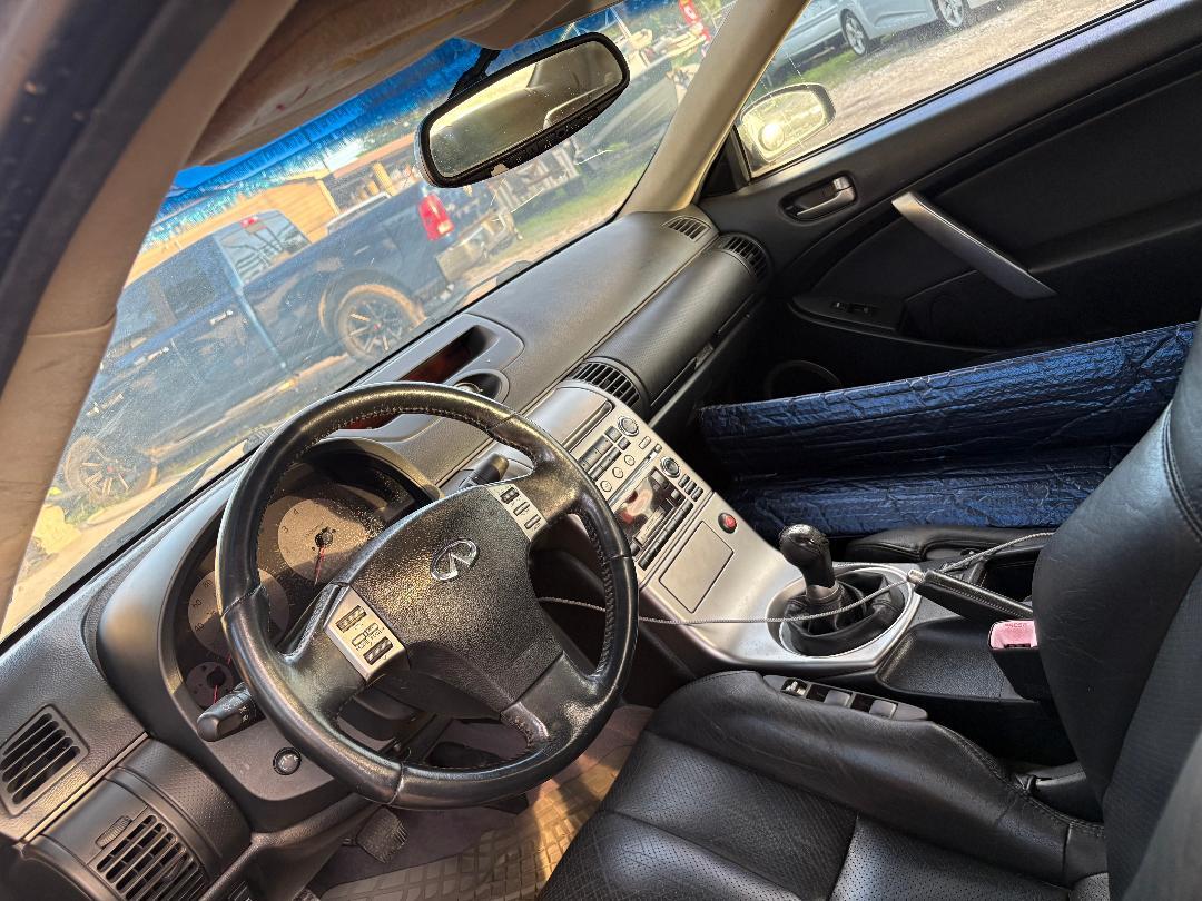 Infiniti G35 Coupe 2004