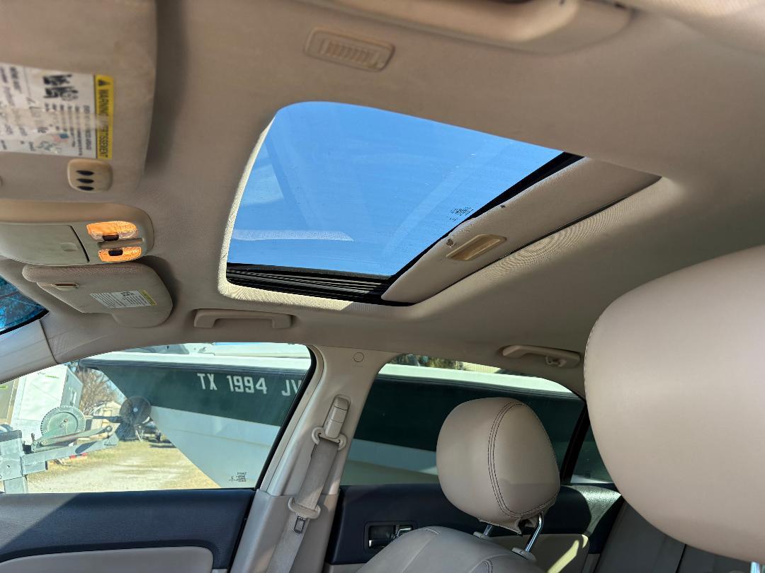 Hyundai Accent GLS 4-Door 2012