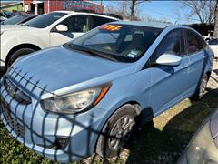 2012 Hyundai Accent 