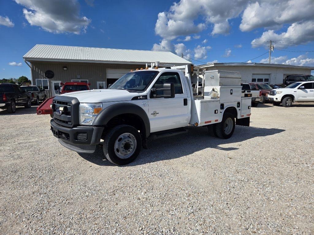 2014 Ford F-550 Regular Cab DRW 2WD