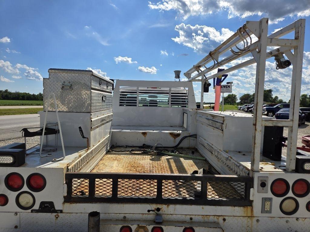 Ford F-550 Regular Cab DRW 2WD 2014