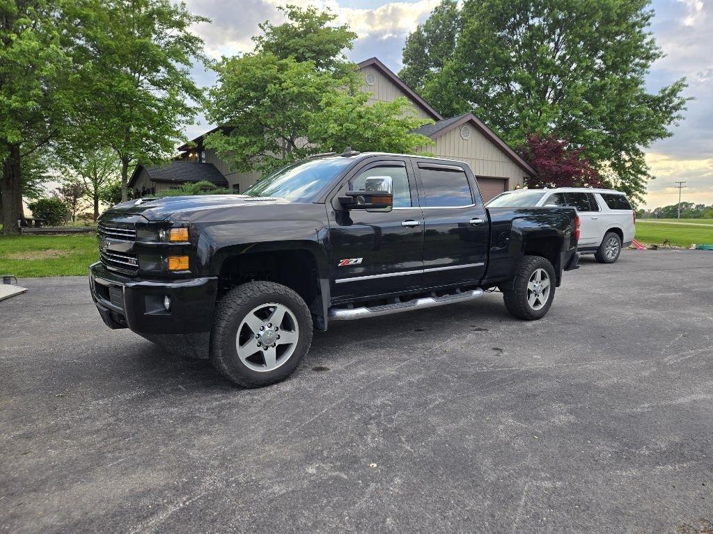 Chevrolet Silverado 2500HD LTZ Crew Cab Long Box 4WD 2019