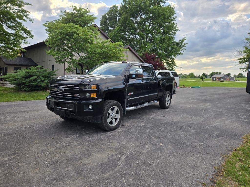 Chevrolet Silverado 2500HD LTZ Crew Cab Long Box 4WD 2019