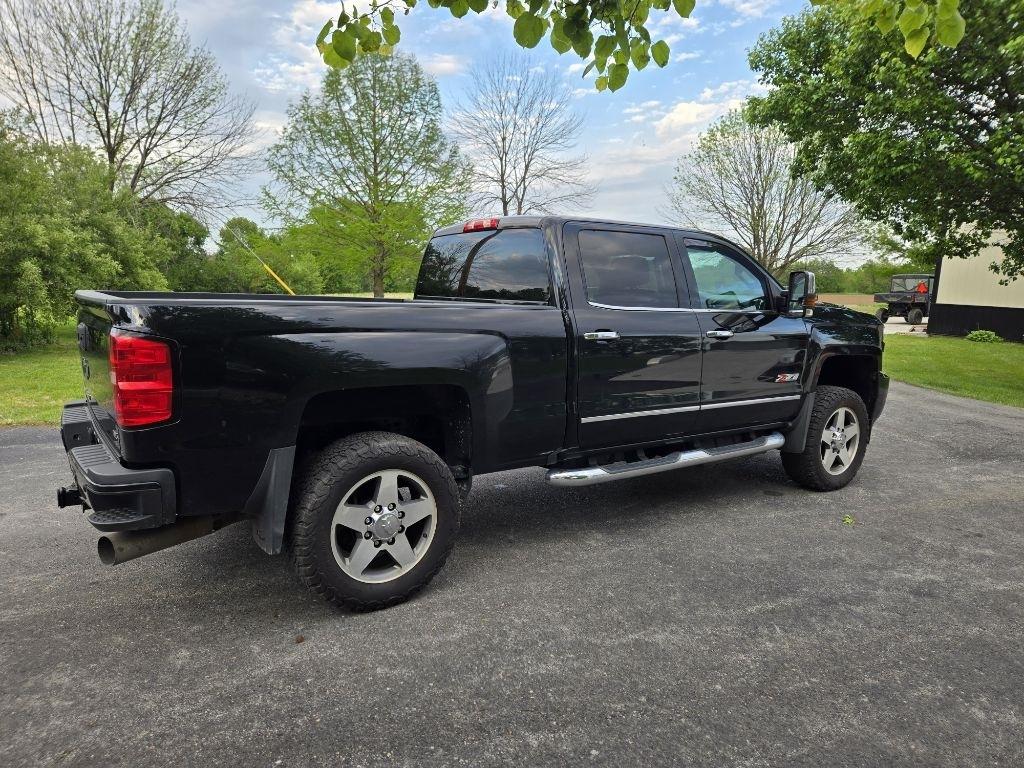 Chevrolet Silverado 2500HD LTZ Crew Cab Long Box 4WD 2019