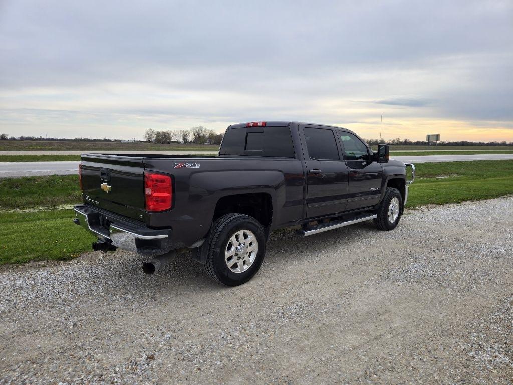 Chevrolet Silverado 2500HD LT Crew Cab 4WD 2015