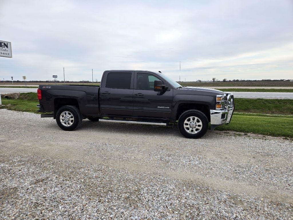 Chevrolet Silverado 2500HD LT Crew Cab 4WD 2015