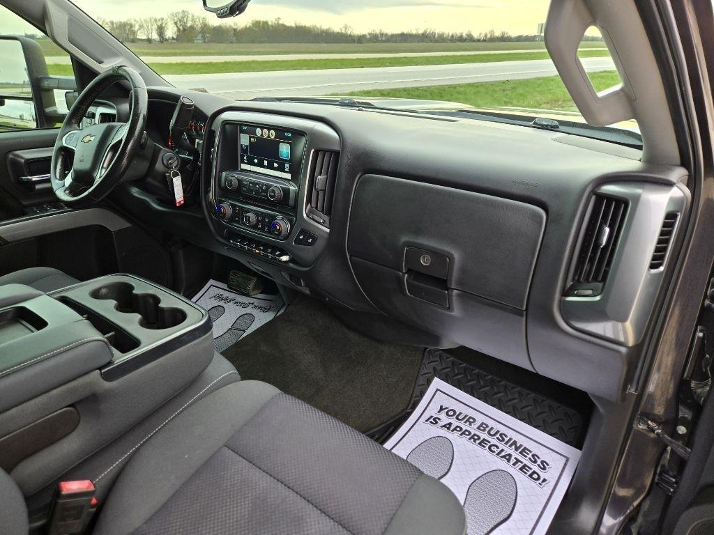 Chevrolet Silverado 2500HD LT Crew Cab 4WD 2015
