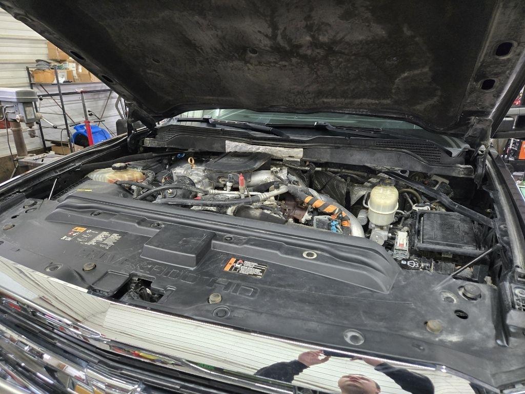Chevrolet Silverado 2500HD LT Crew Cab 4WD 2015
