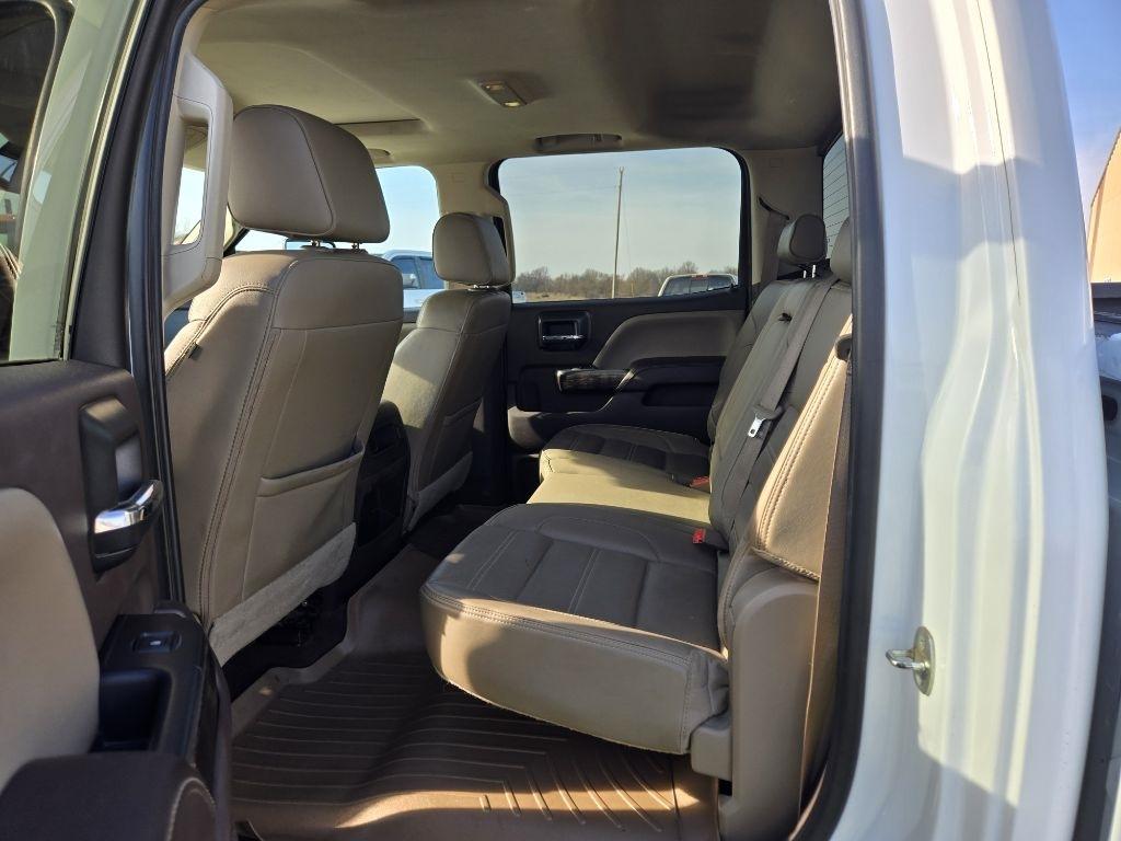 GMC Sierra 2500HD Denali Crew Cab 4WD 2016