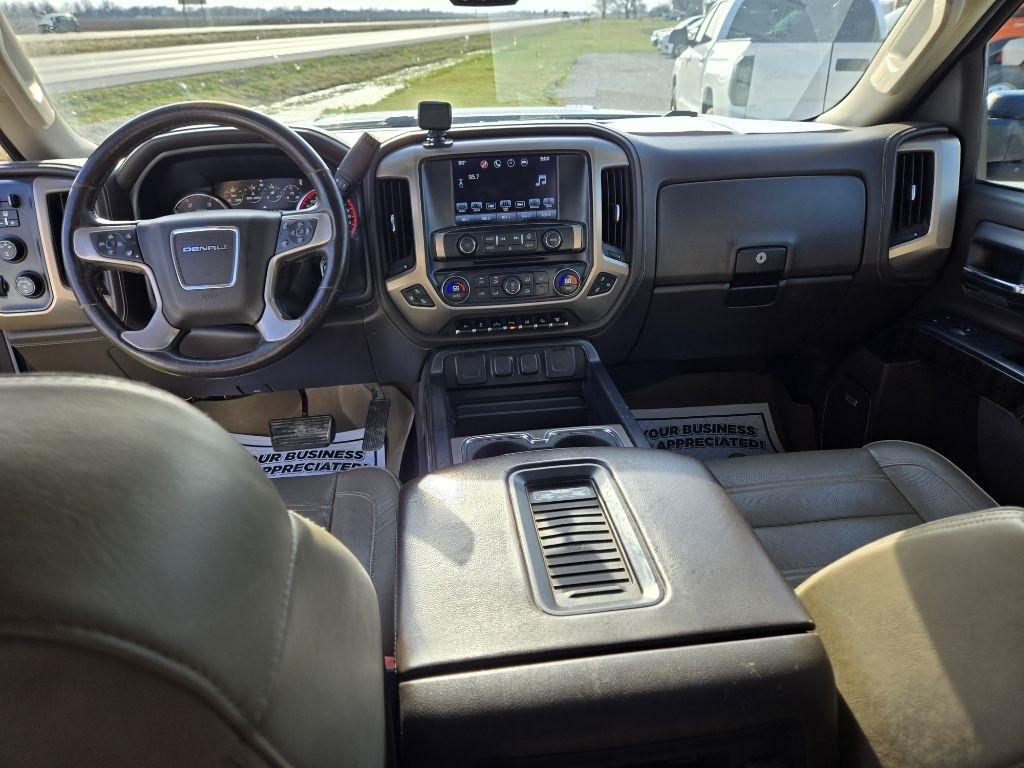 GMC Sierra 2500HD Denali Crew Cab 4WD 2016