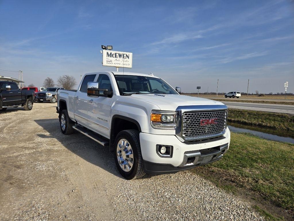 GMC Sierra 2500HD Denali Crew Cab 4WD 2016