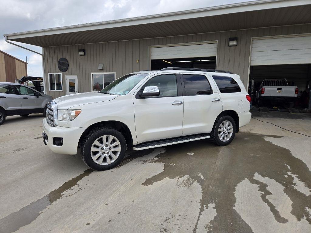 Toyota Sequoia Plantium 4WD FFV 2016