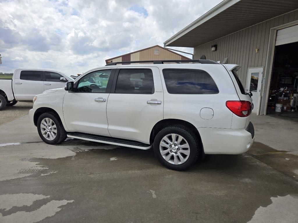 Toyota Sequoia Plantium 4WD FFV 2016