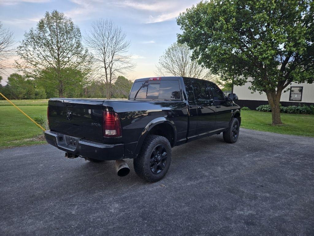 RAM 3500 Laramie Mega Cab 4WD 2014