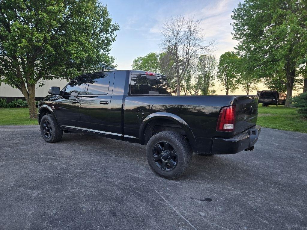 RAM 3500 Laramie Mega Cab 4WD 2014