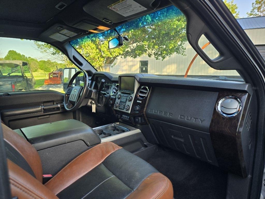 Ford F-350 SD King Ranch Crew Cab 4WD 2015