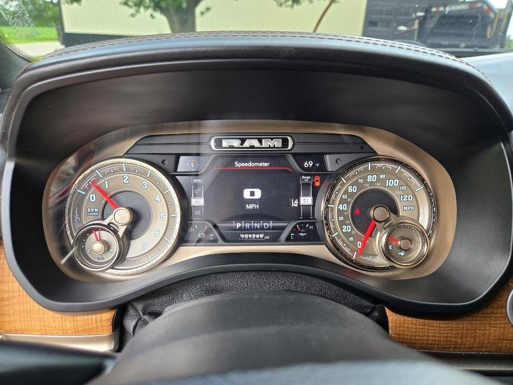 RAM 1500 Longhorn Crew Cab SWB 4WD 2019