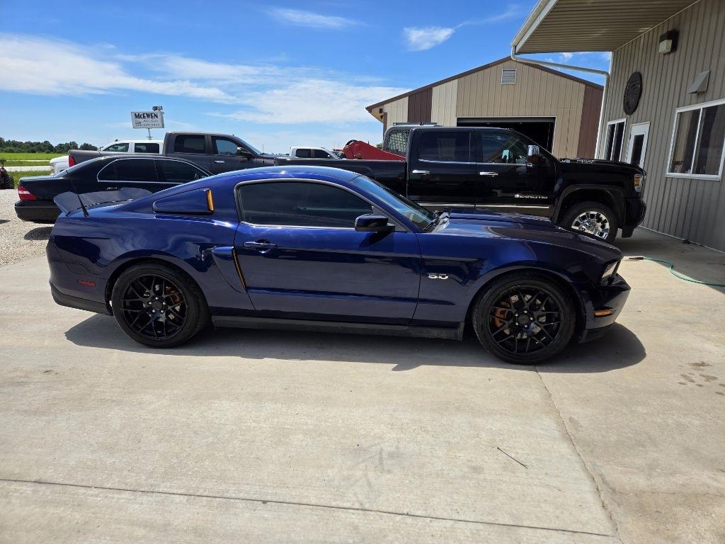 Ford Mustang GT Coupe 2011