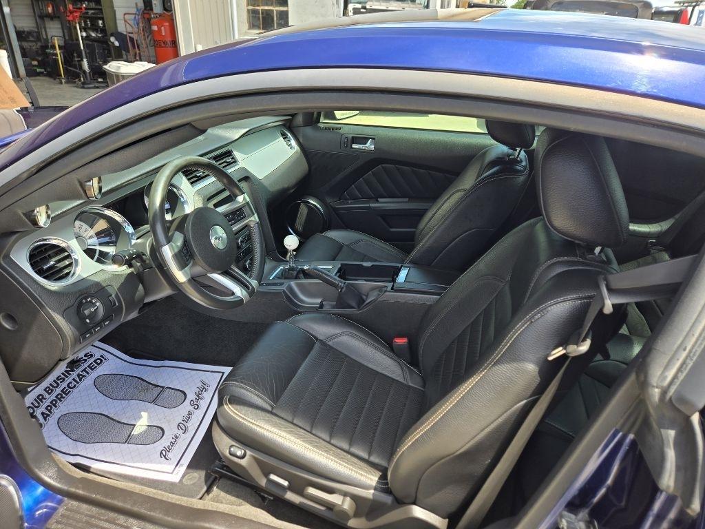 Ford Mustang GT Coupe 2011