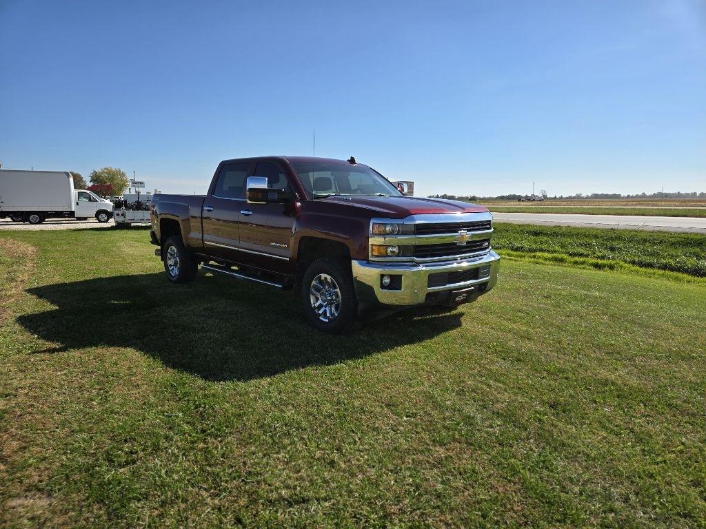 Chevrolet Silverado 2500HD LTZ Crew Cab 4WD 2016