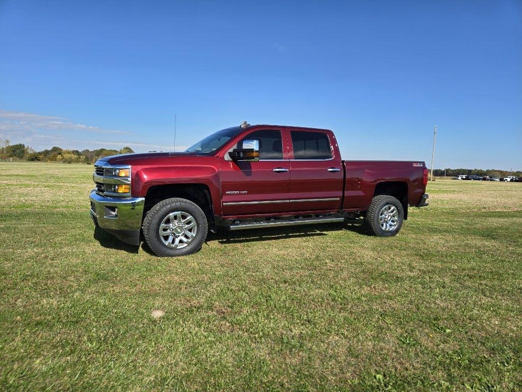 Chevrolet Silverado 2500HD LTZ Crew Cab 4WD 2016