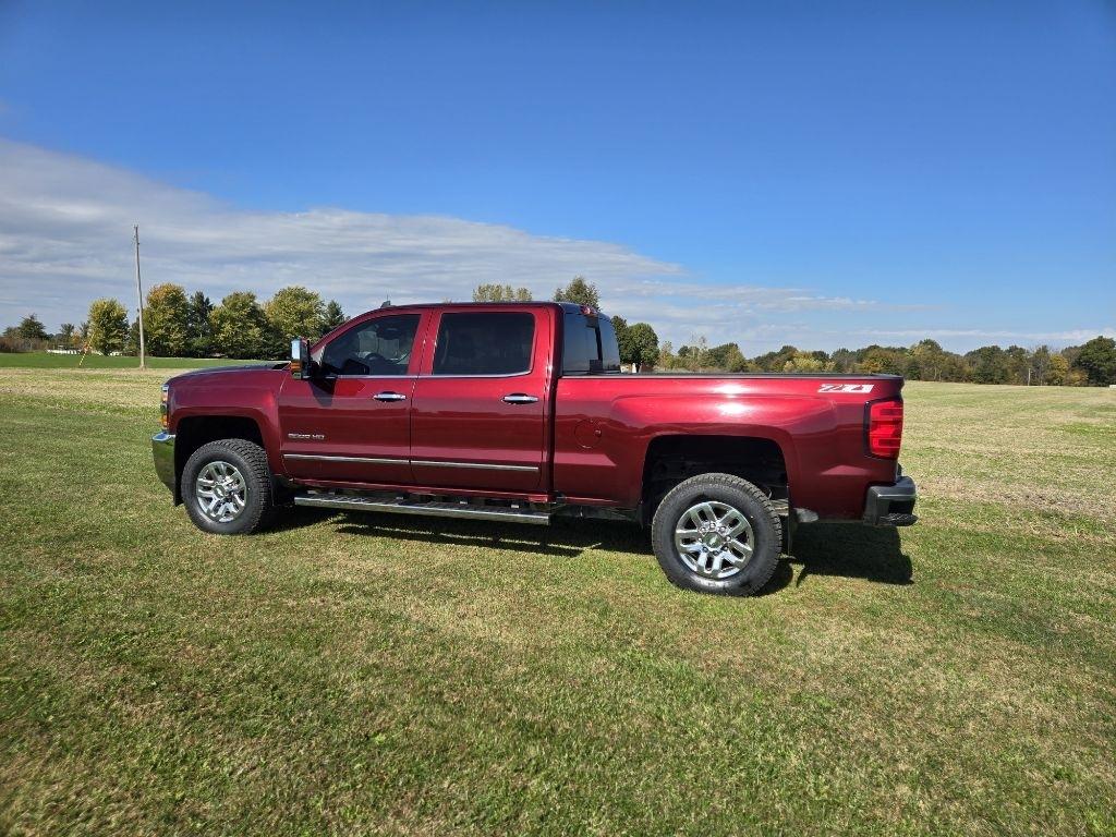 Chevrolet Silverado 2500HD LTZ Crew Cab 4WD 2016