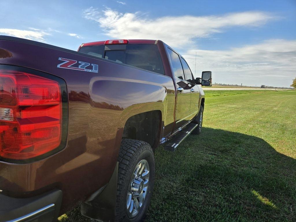 Chevrolet Silverado 2500HD LTZ Crew Cab 4WD 2016