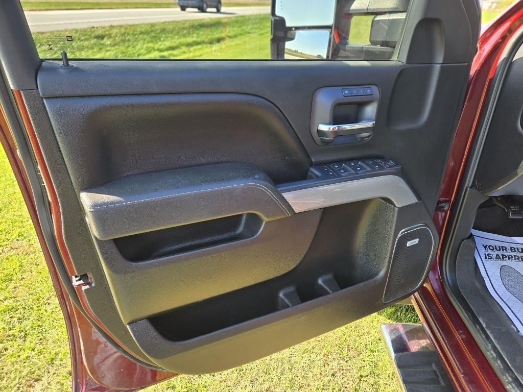 Chevrolet Silverado 2500HD LTZ Crew Cab 4WD 2016