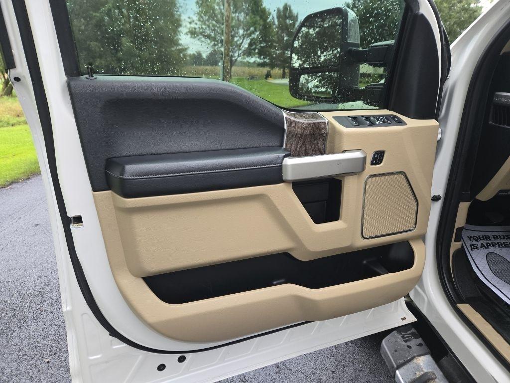 Ford F-250 SD King Ranch Crew Cab 4WD 2017