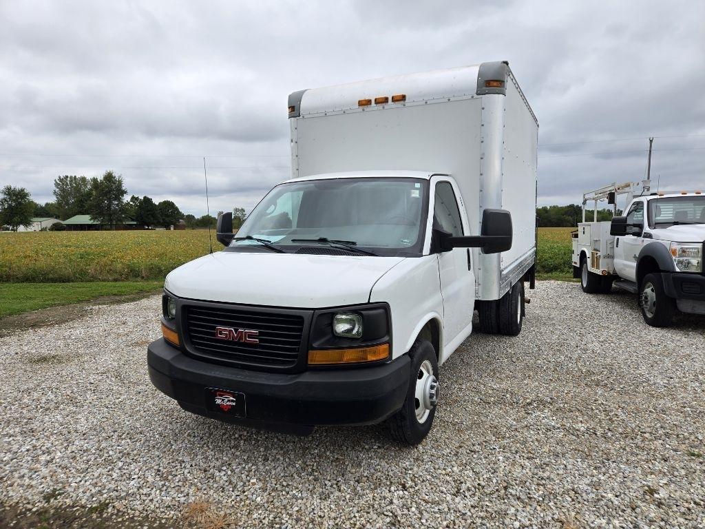 GMC Savana G3500 139 in. 2014
