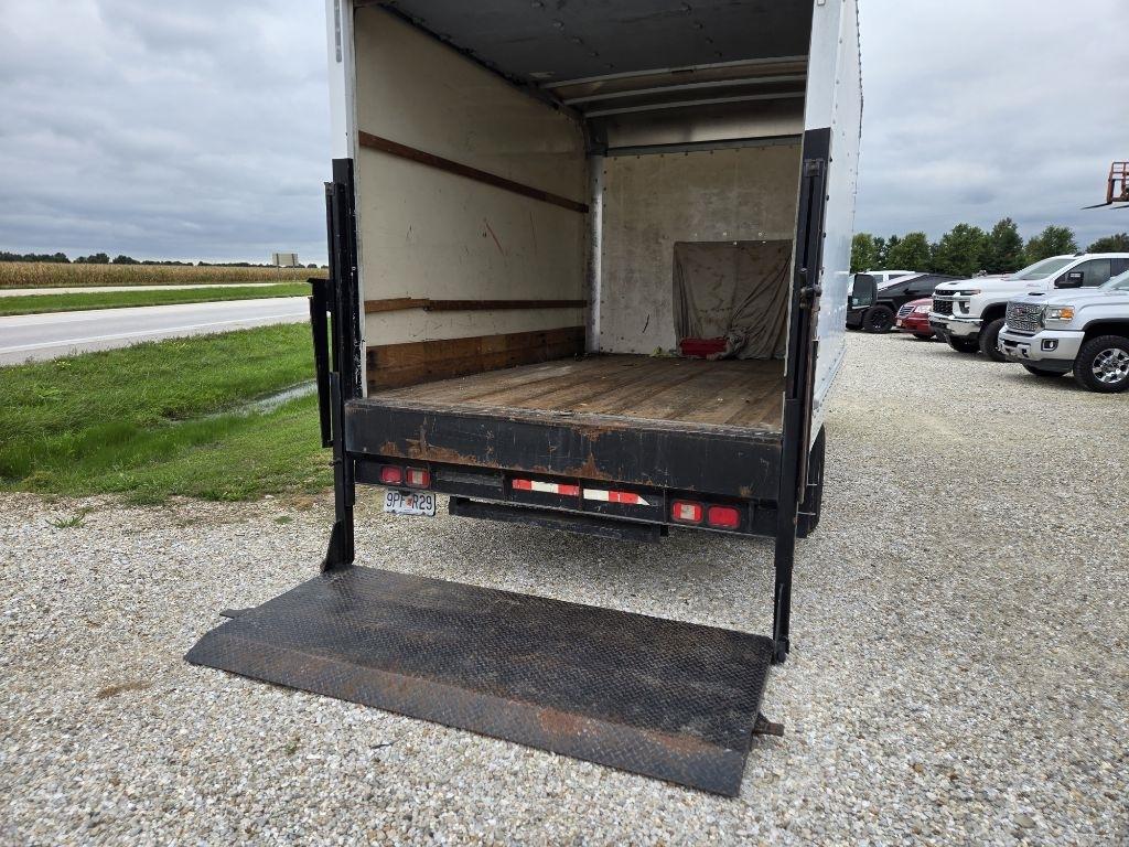 GMC Savana G3500 139 in. 2014