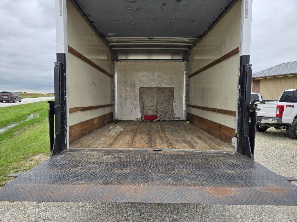 GMC Savana G3500 139 in. 2014